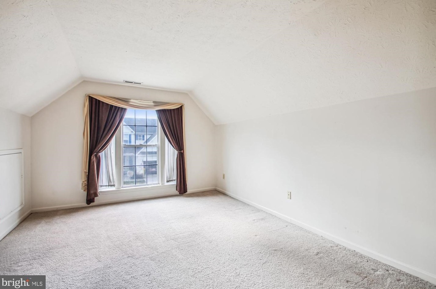 2420 Hightee Ct, Crofton MD  21114-2551 exterior