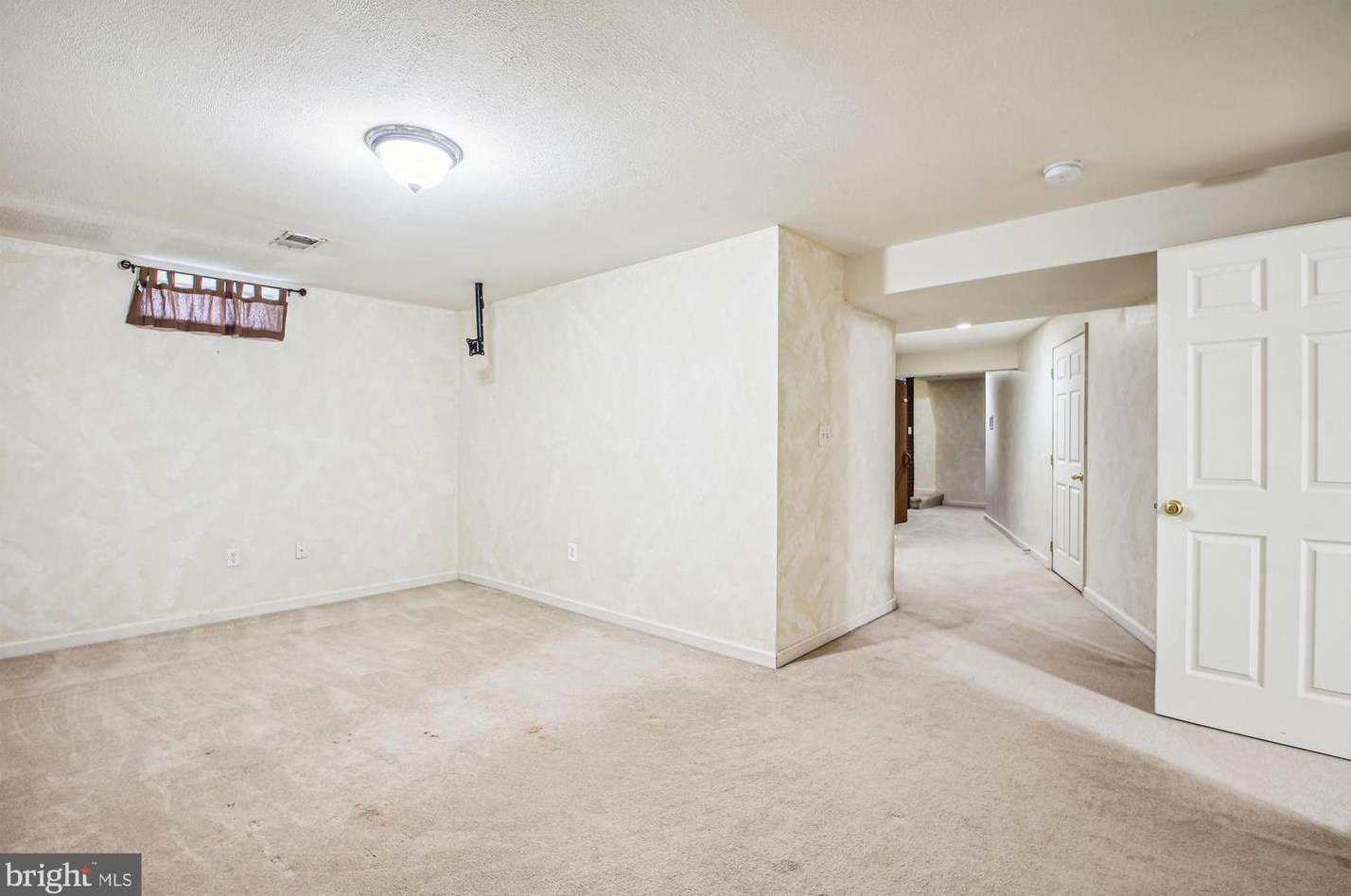 2420 Hightee Ct, Crofton MD  21114-2551 exterior