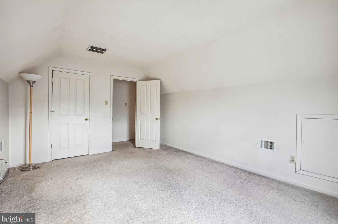 2420 Hightee Ct, Crofton MD  21114-2551 exterior