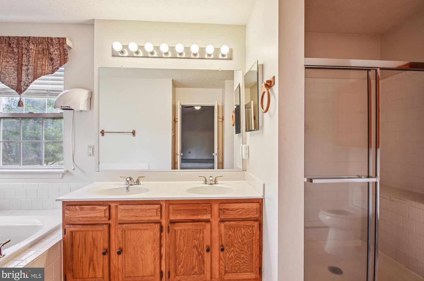 2420 Hightee Ct, Crofton MD  21114-2551 exterior