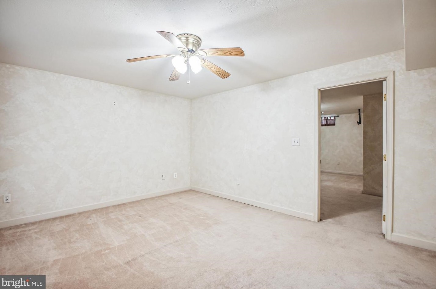 2420 Hightee Ct, Crofton MD  21114-2551 exterior