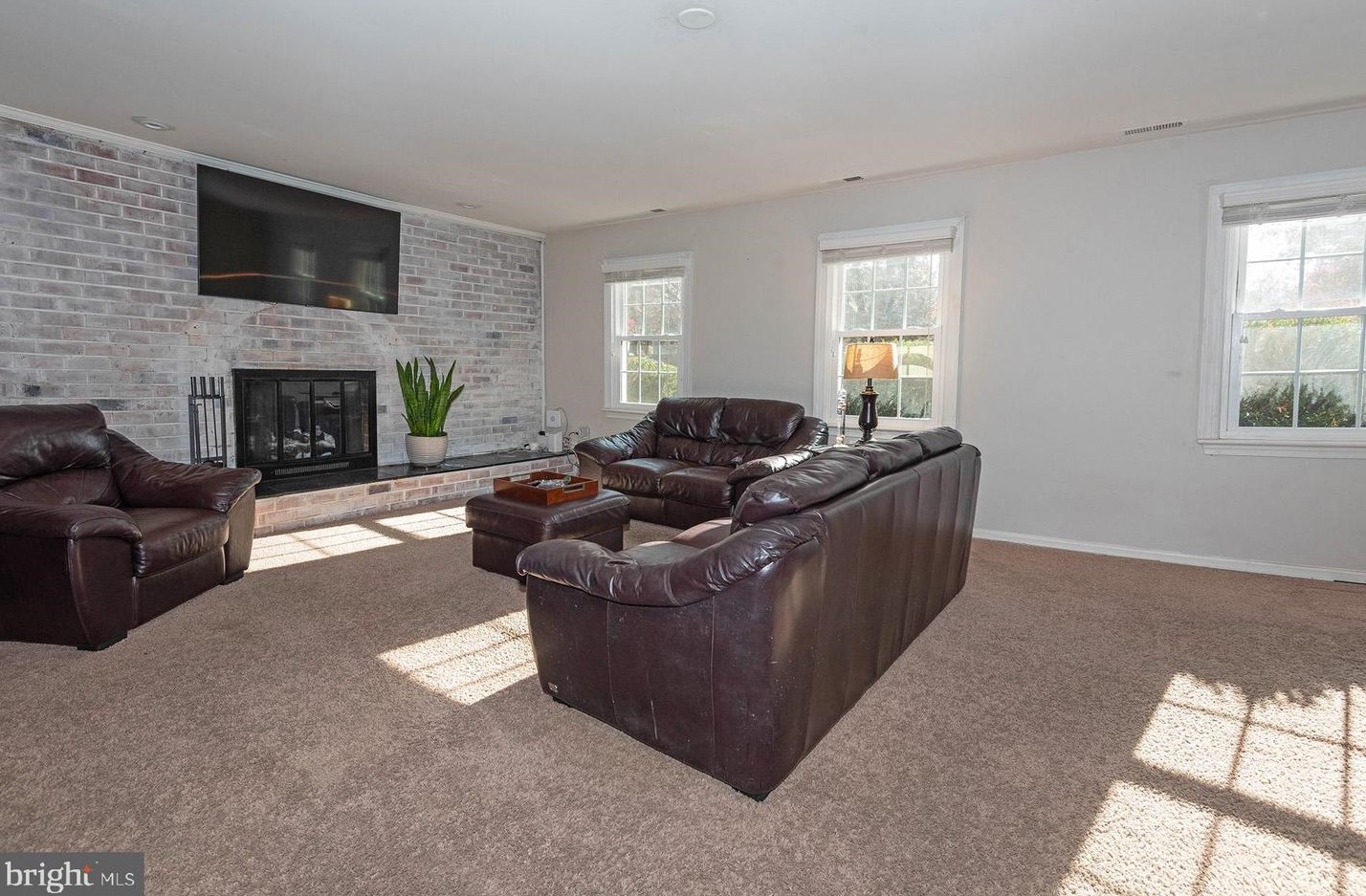 1809 Roxboro Pl, Crofton MD  21114-2513 exterior