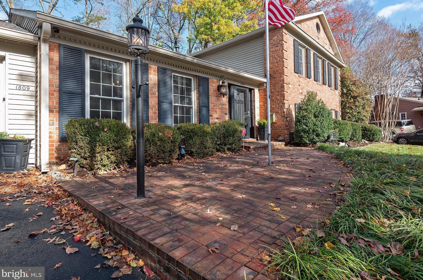 1809 Roxboro Pl, Crofton, MD 21114-2513