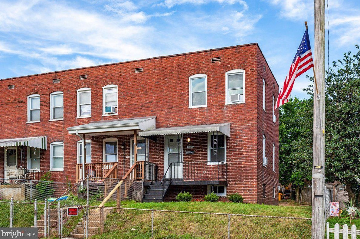 5330 4th St, Baltimore MD  21225-3106 exterior