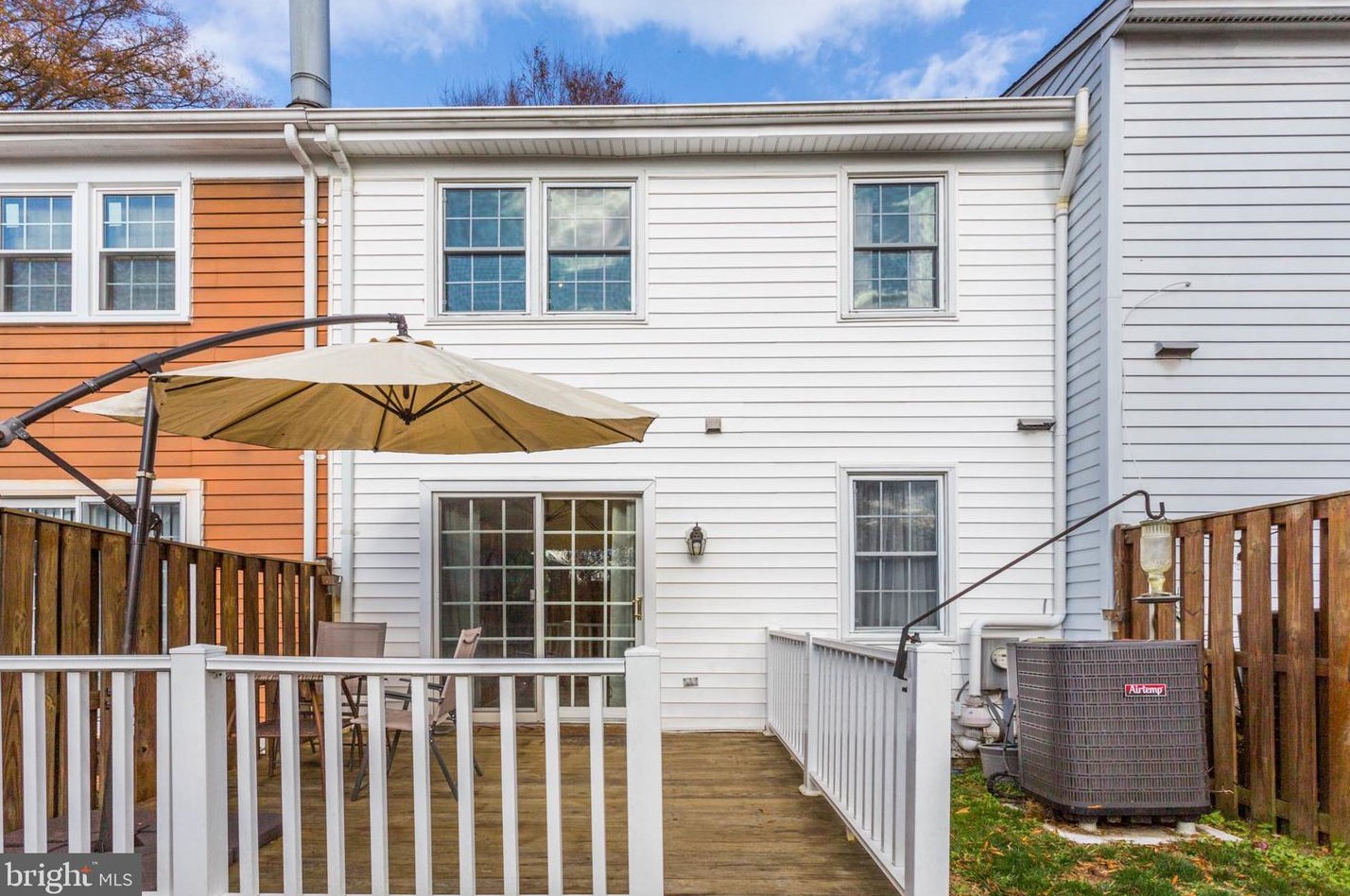 1760 Castleford Sq, Crofton MD 21114-1926 exterior