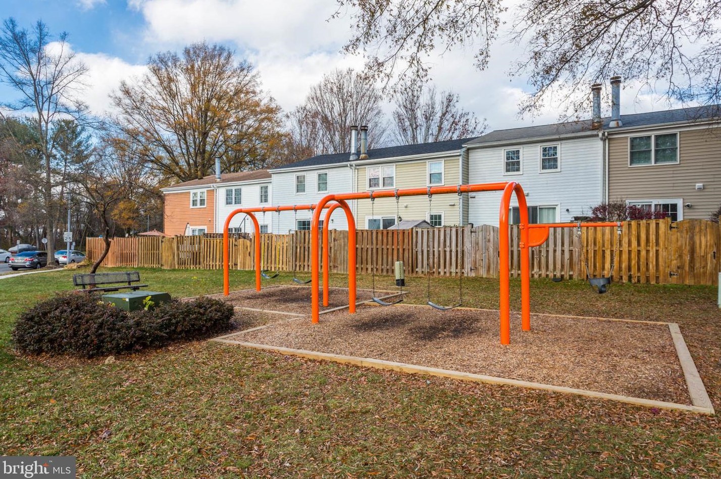 1760 Castleford Sq, Crofton MD 21114-1926 exterior