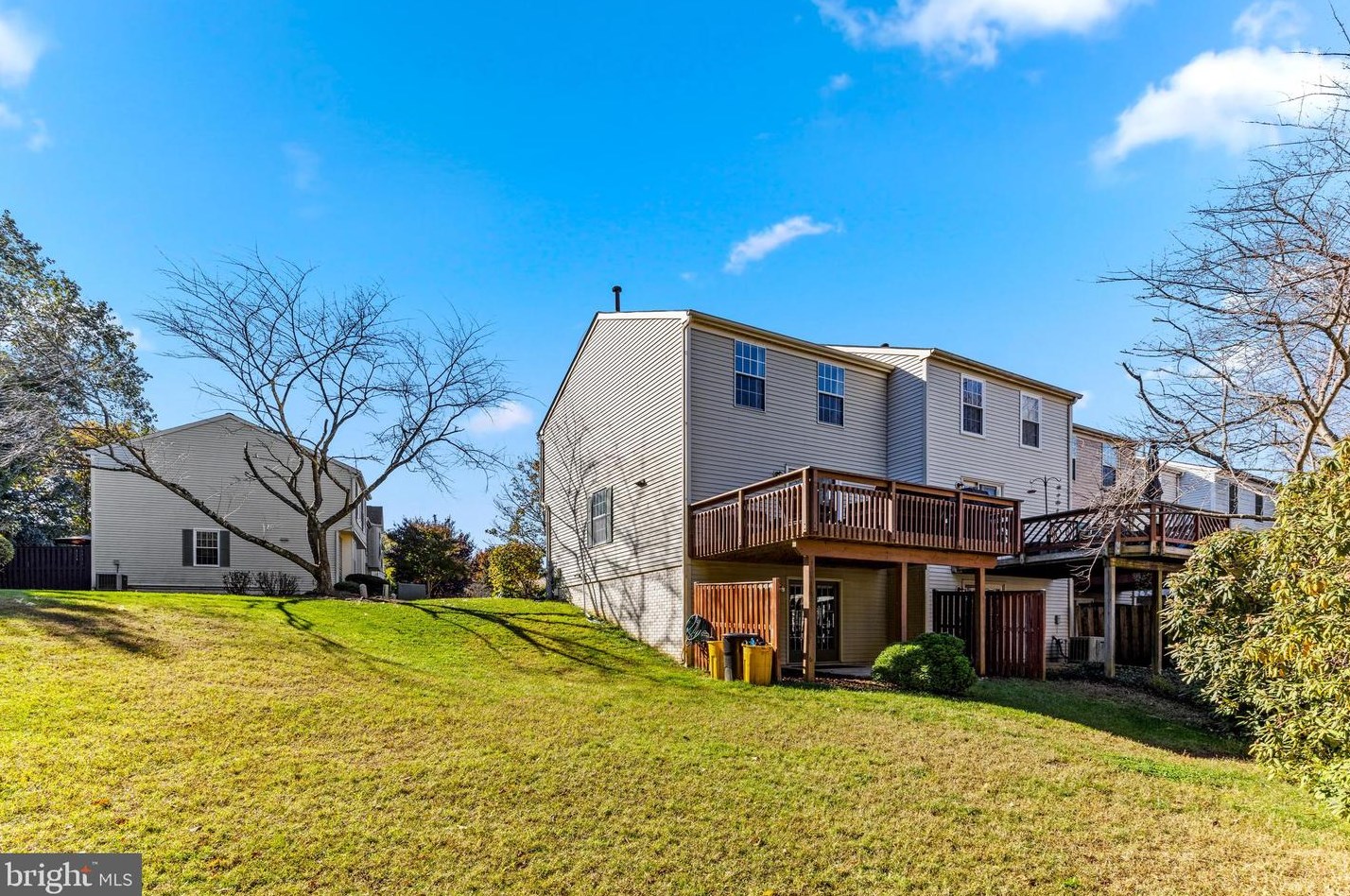 1216 Quaker Ridge Dr, Arnold, MD 21012