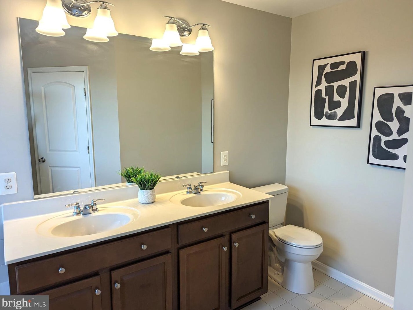 1117 Carinoso Cir, Severn MD  21144-2533 exterior