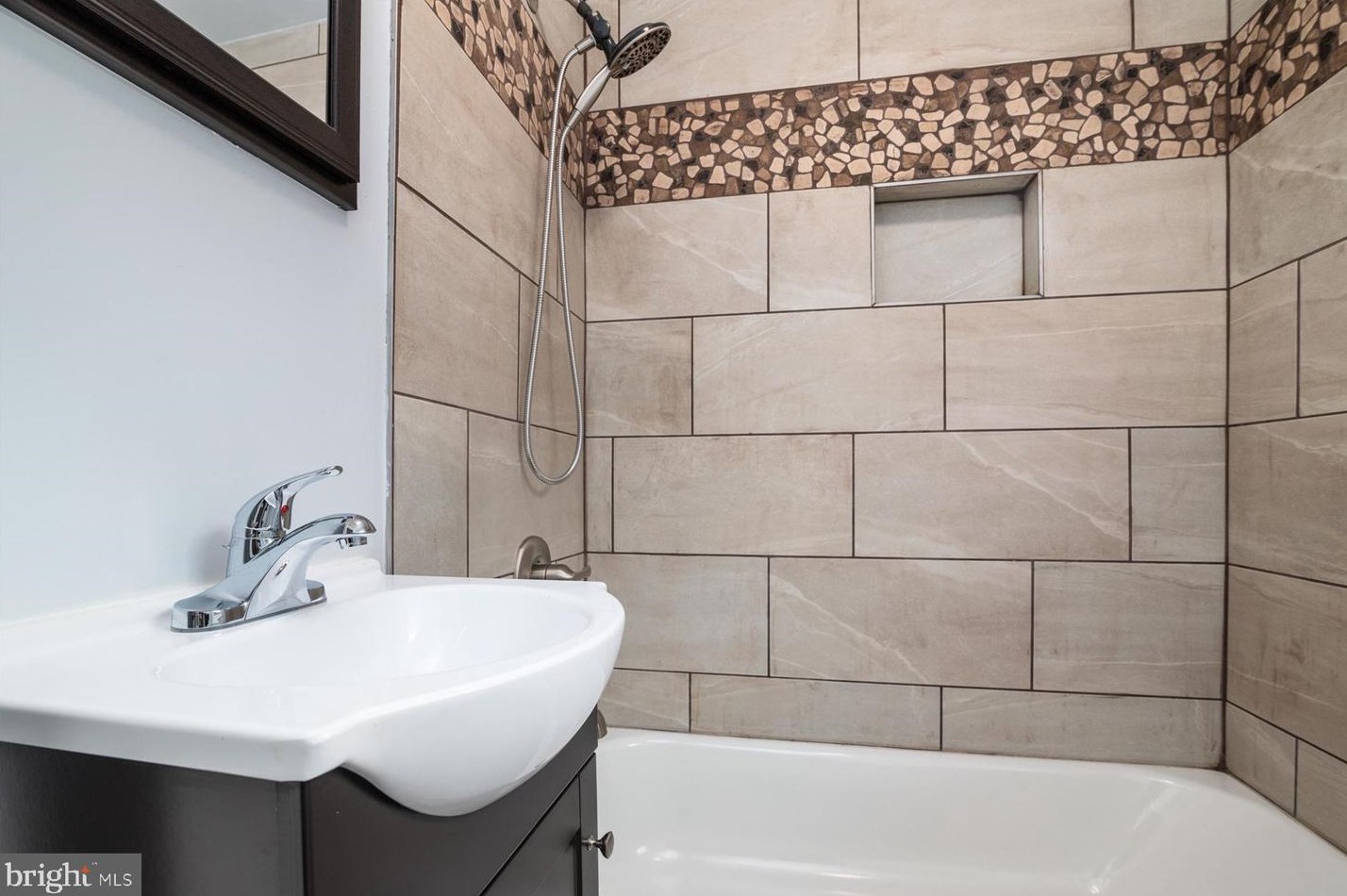 224 Admiral Dr, Annapolis MD  21401-3123 exterior