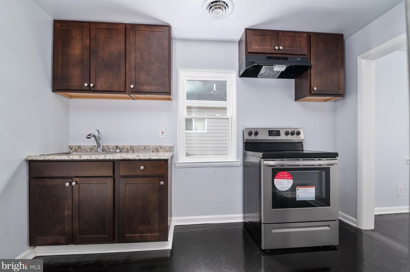 224 Admiral Dr, Annapolis MD  21401-3123 exterior