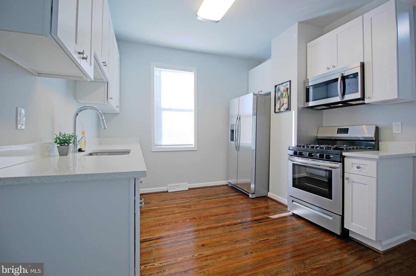 220 Doris Ave, Baltimore MD  21225-2804 exterior