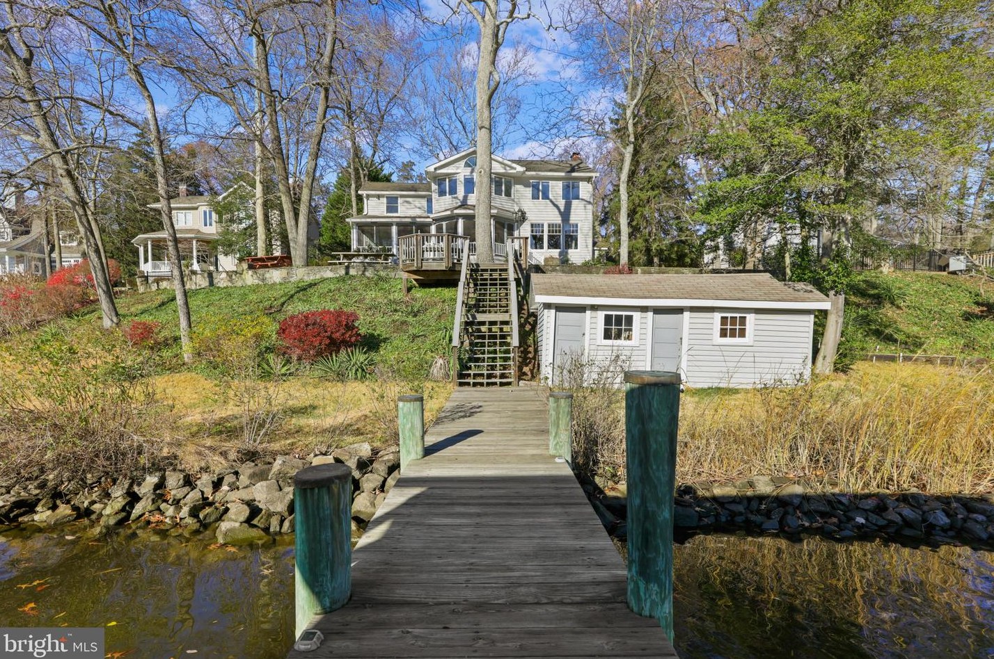 755 Dividing Rd, Severna Park MD 21146-4324 exterior