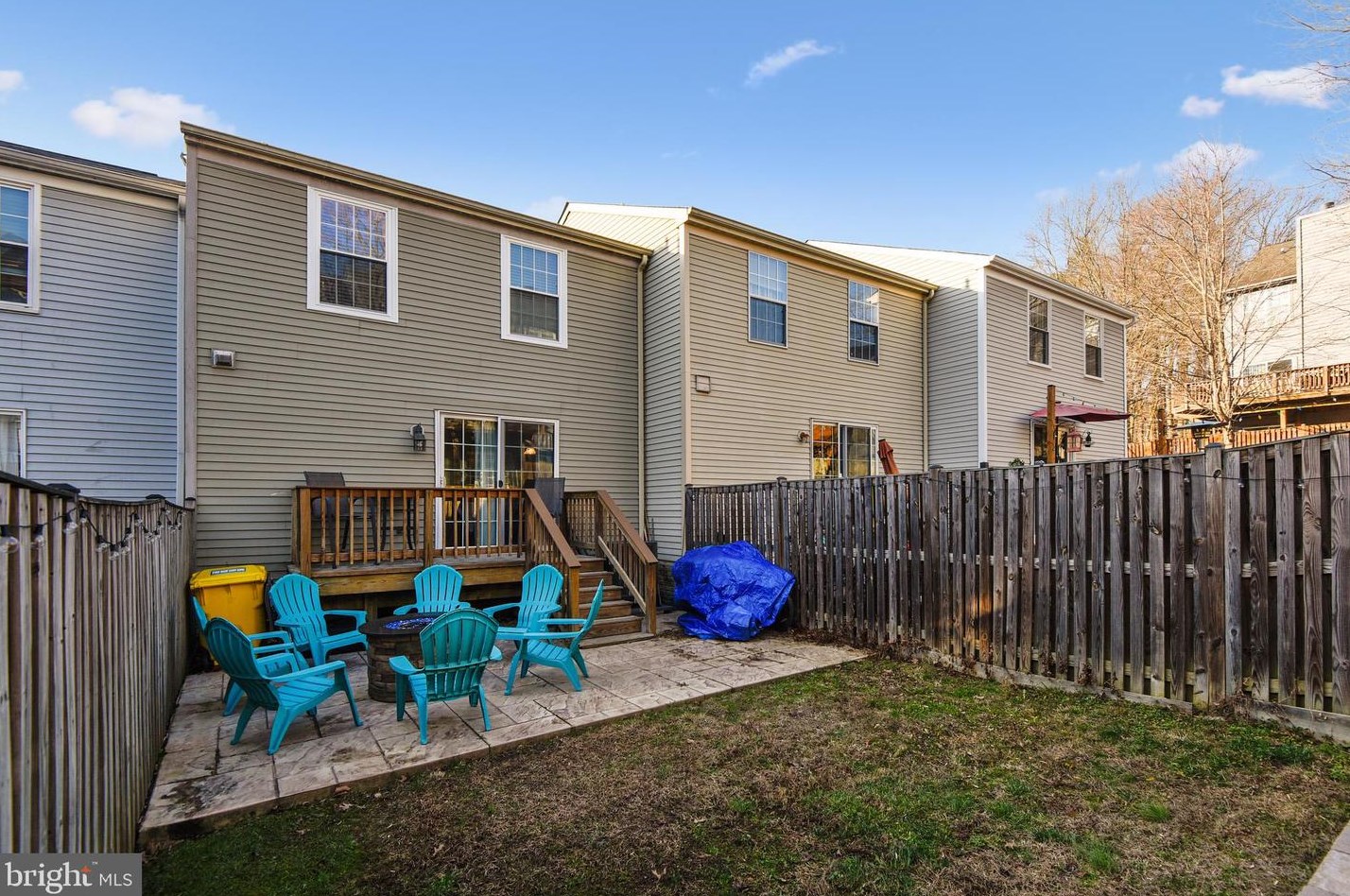 1829 Log Mill Pl, Crofton MD  21114-1858 exterior