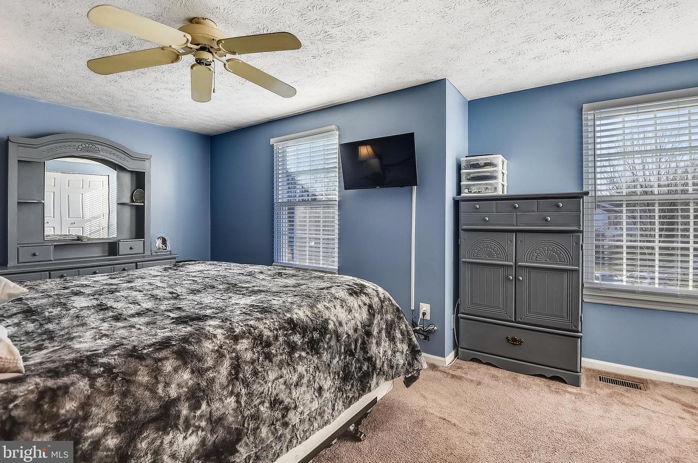 1829 Log Mill Pl, Crofton MD  21114-1858 exterior