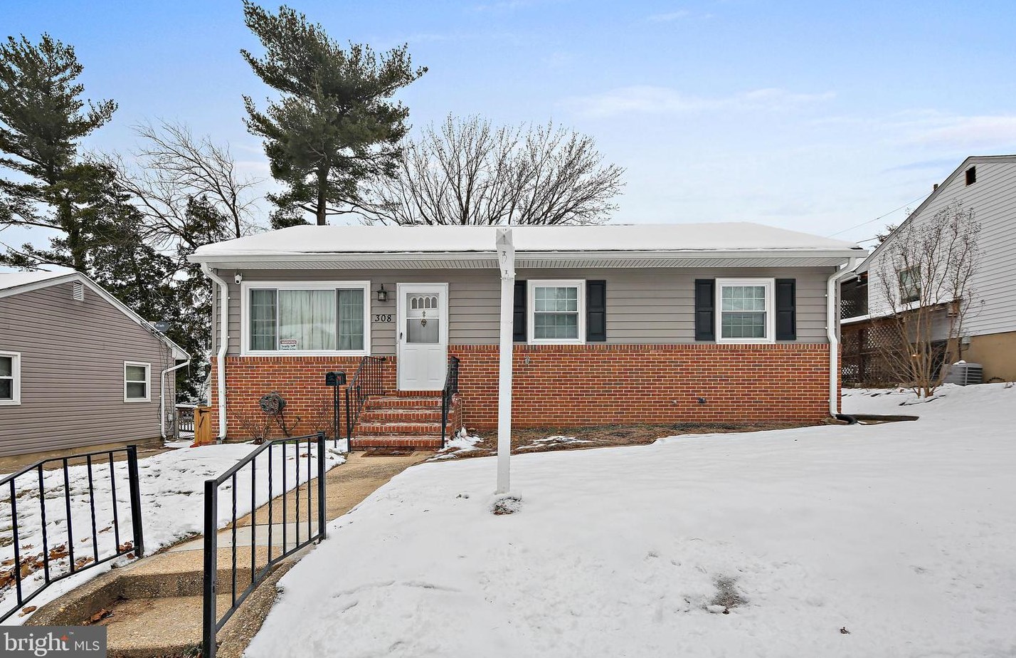 308 16th Ave, Baltimore, MD 21225-3420