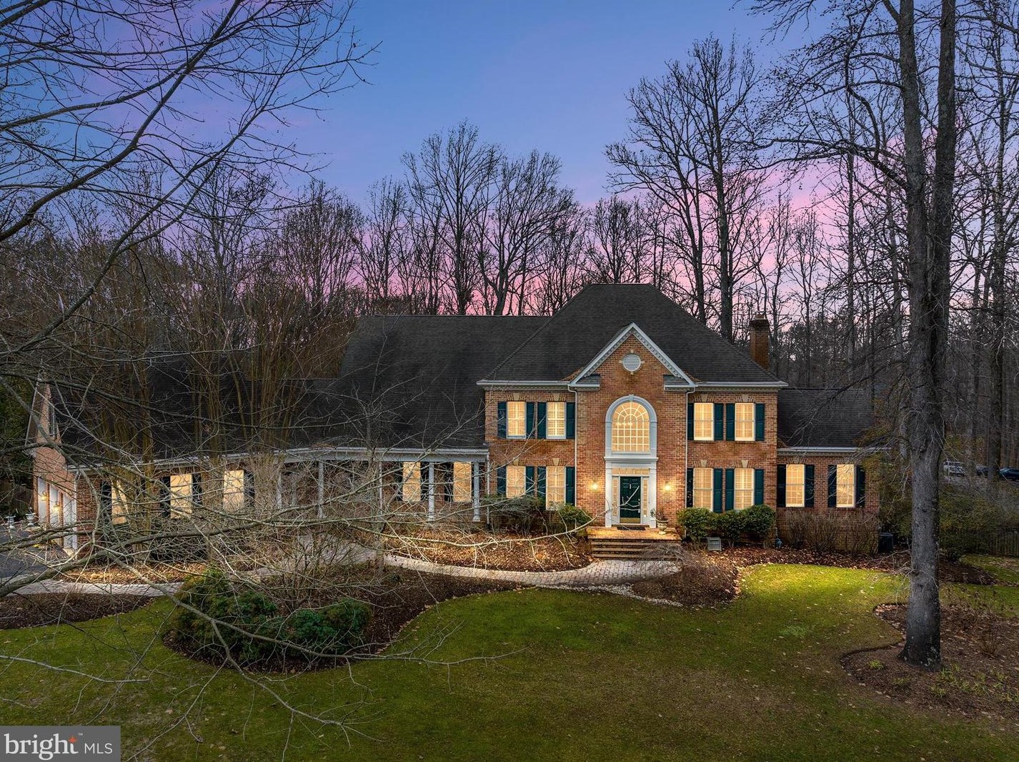 3528 Old Trail Rd, Edgewater, MD 21037-2701