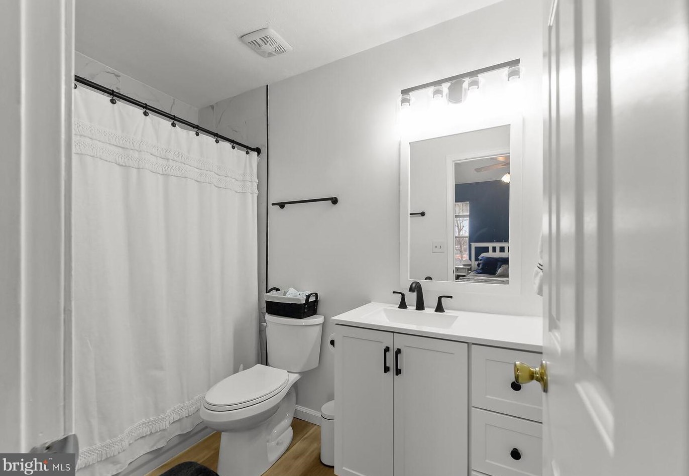 1434 Flatwood Ct, Crofton MD  21114-1441 exterior