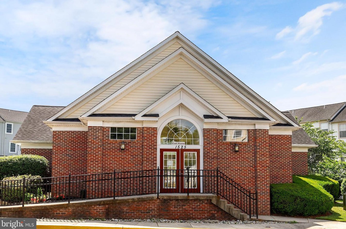 1434 Flatwood Ct, Crofton MD  21114-1441 exterior