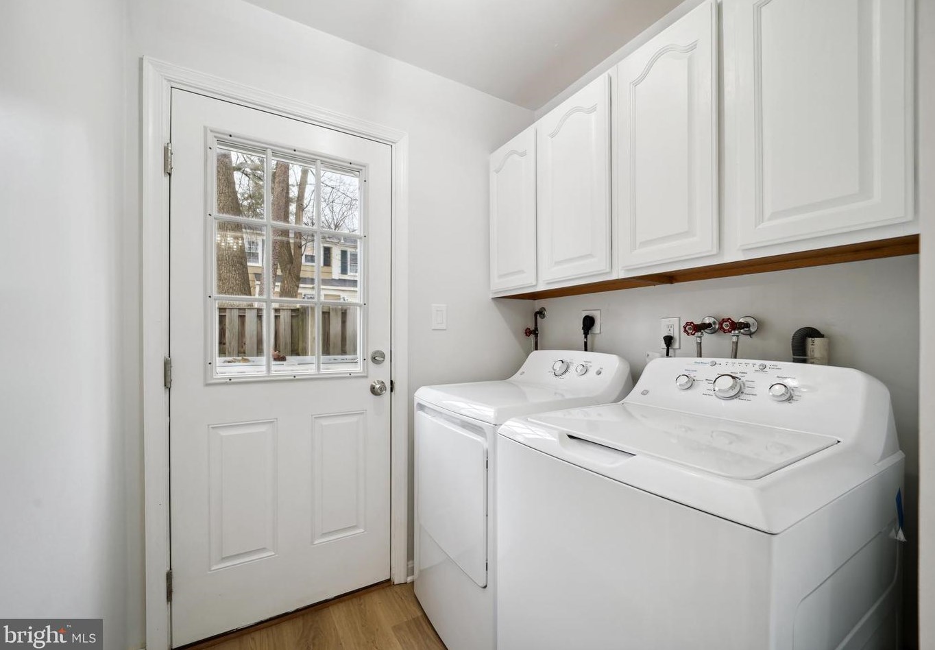 1726 Farmington Ct, Crofton MD 21114-2307 exterior