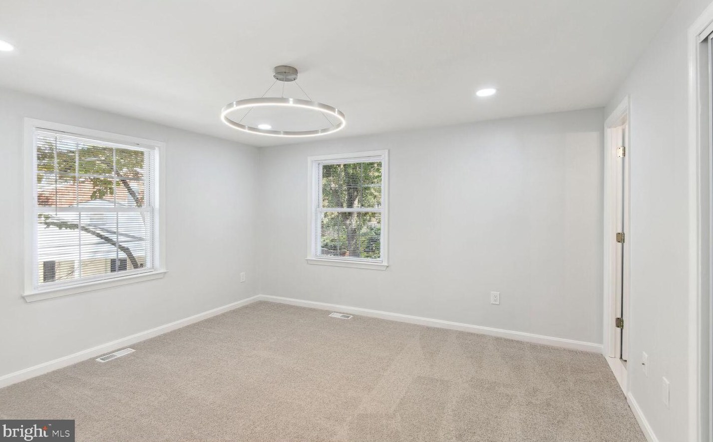 1726 Farmington Ct, Crofton MD 21114-2307 exterior