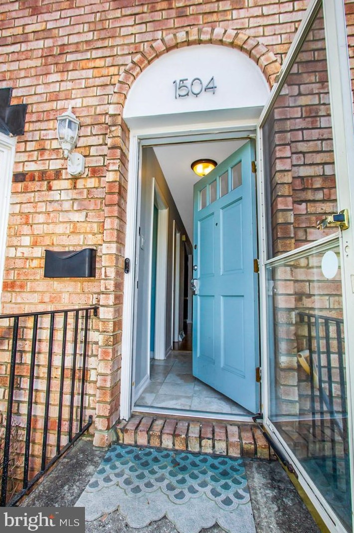 1504 Birdwood Ct, Crofton, MD 21114-1403