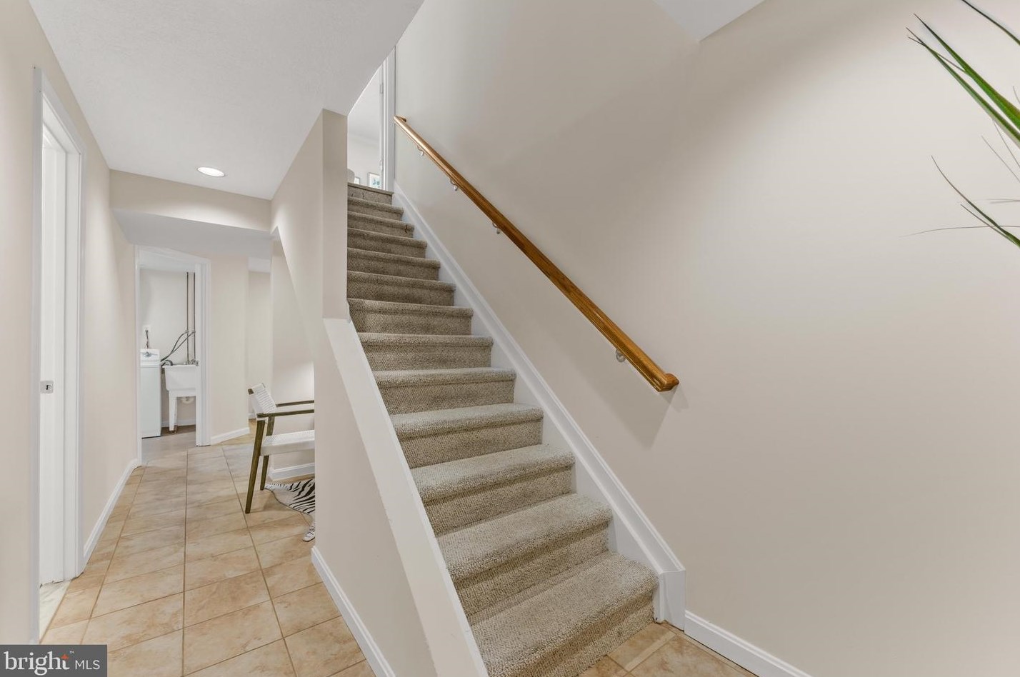 7854 Crossbay Dr, Severn MD  21144-1664 exterior