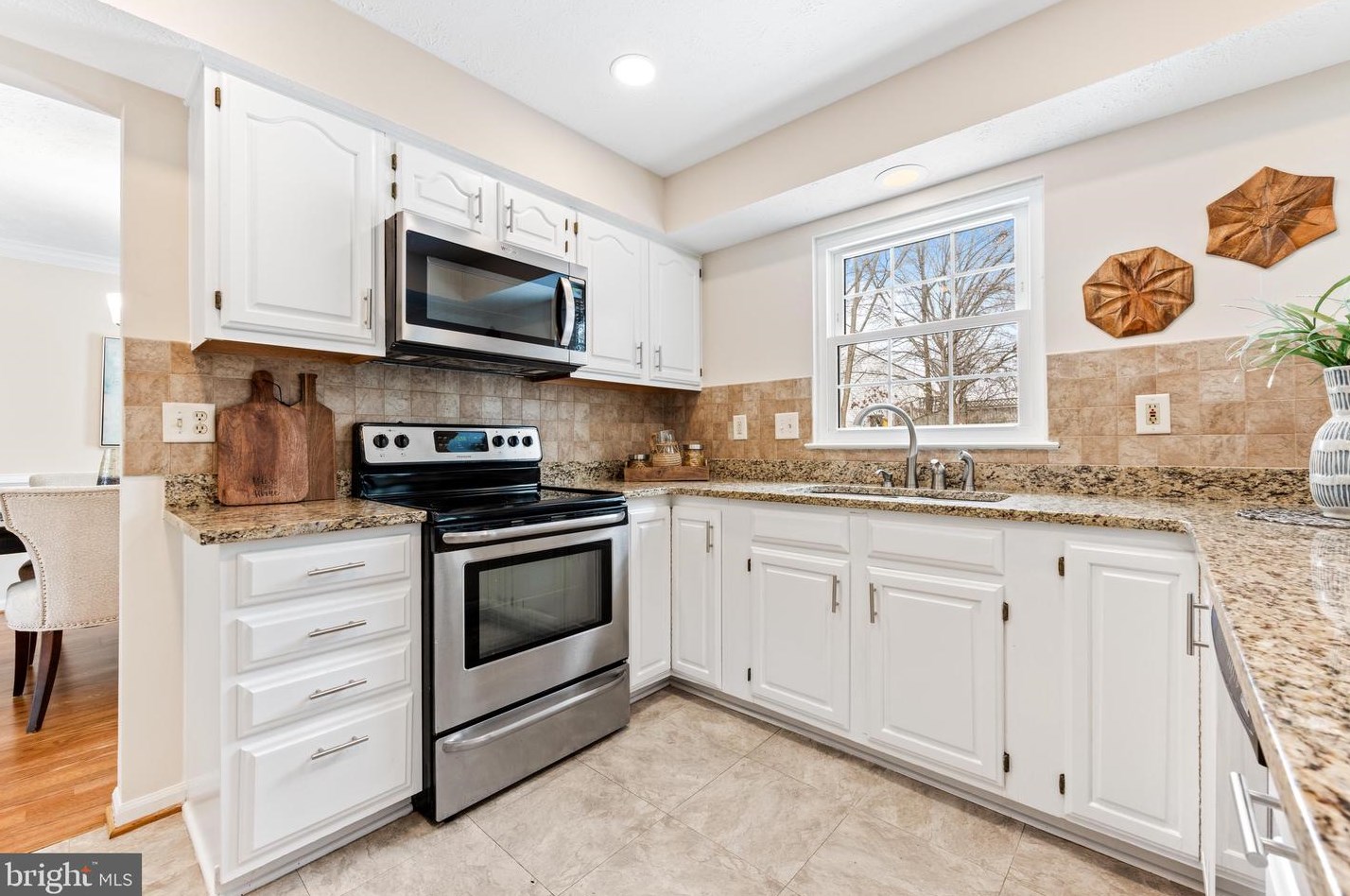 7854 Crossbay Dr, Severn MD  21144-1664 exterior