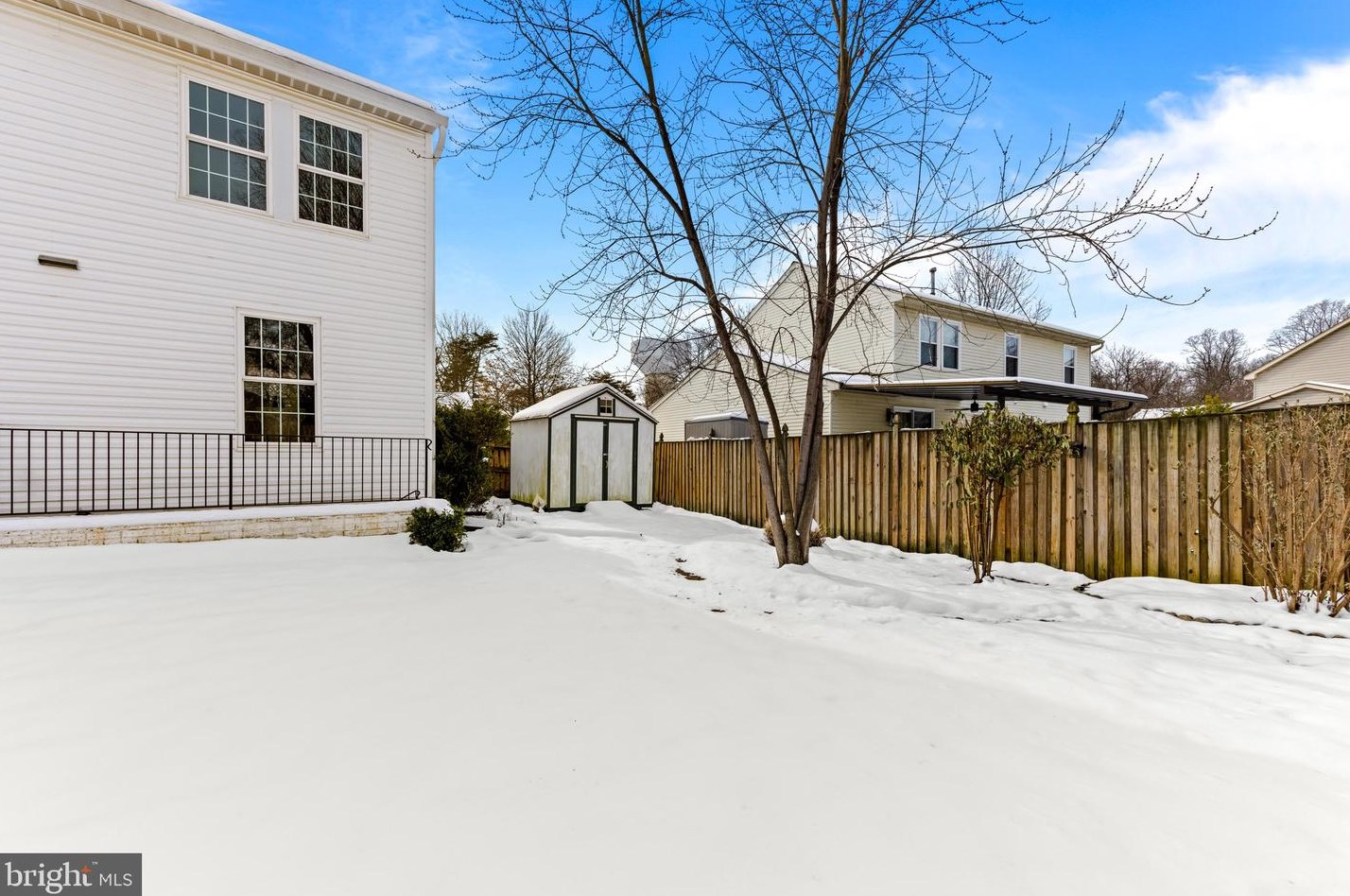 7854 Crossbay Dr, Severn MD  21144-1664 exterior