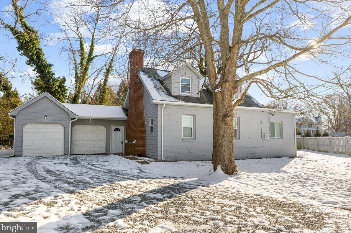 1228 Griner Ln, Shady Side, MD 20764-9727