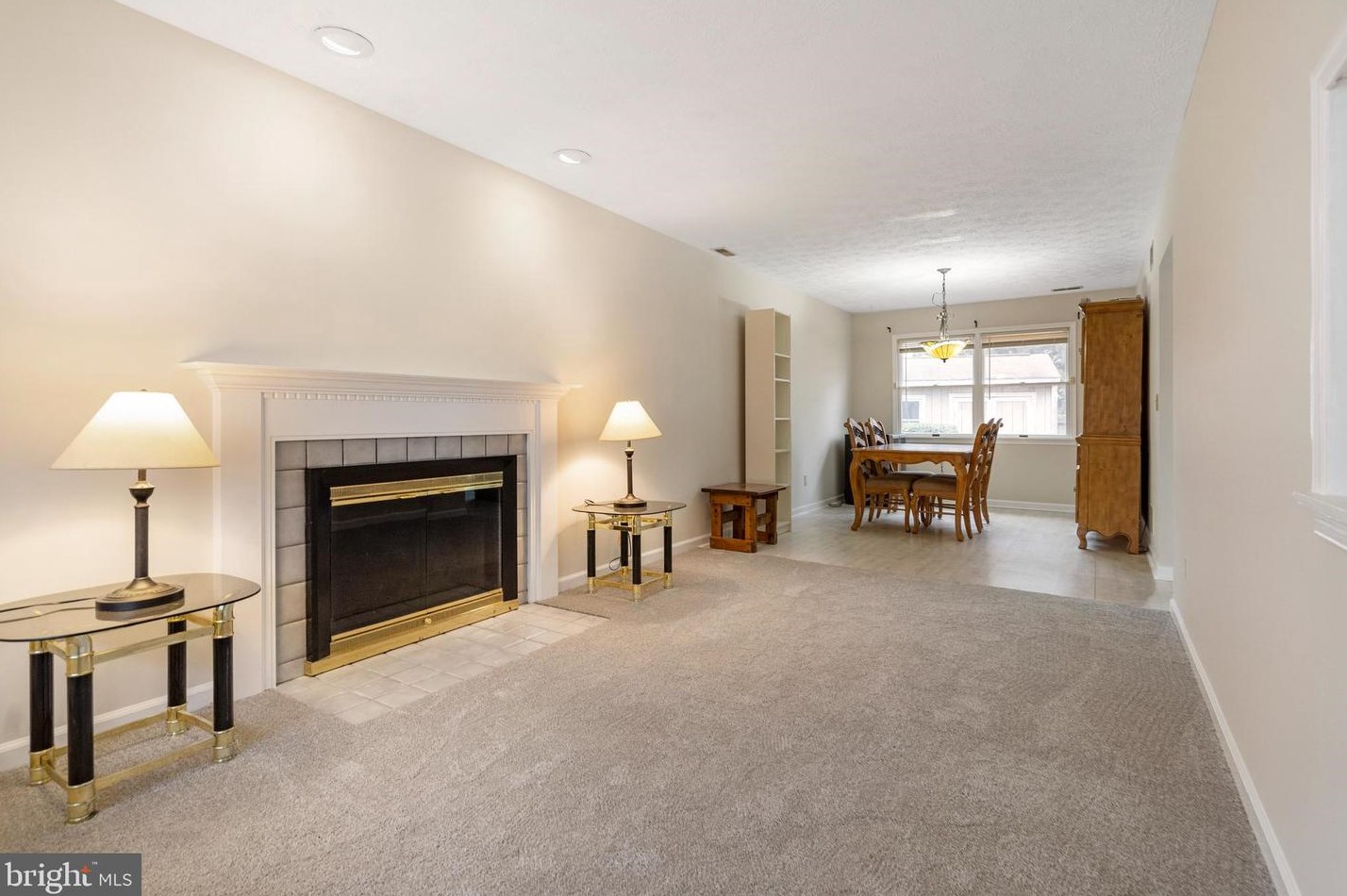 962 9th St, Riviera Beach, MD 21122