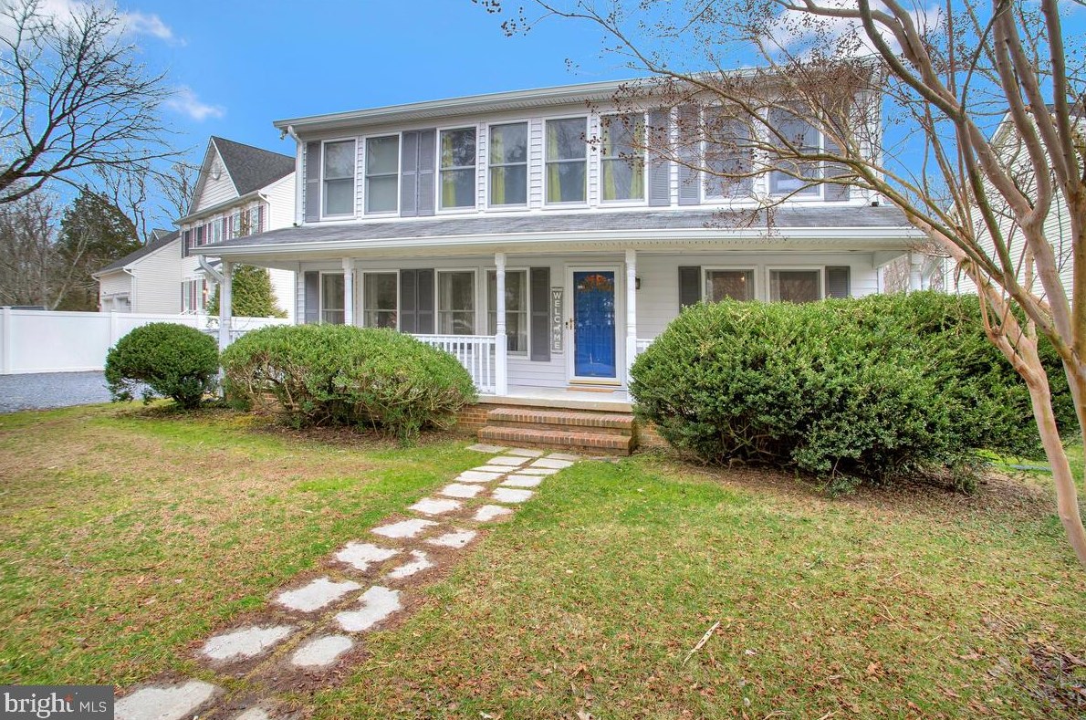 1215 Shesley Rd, Edgewater, MD 21037-4660