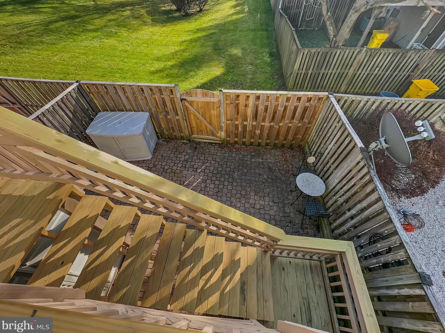 2570 Ambling Cir, Crofton MD 21114-2712 exterior