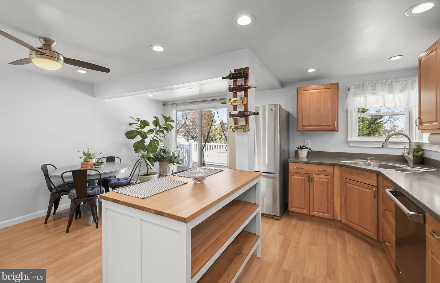 5609 Patrick Henry Dr, Baltimore MD  21225-3115 exterior