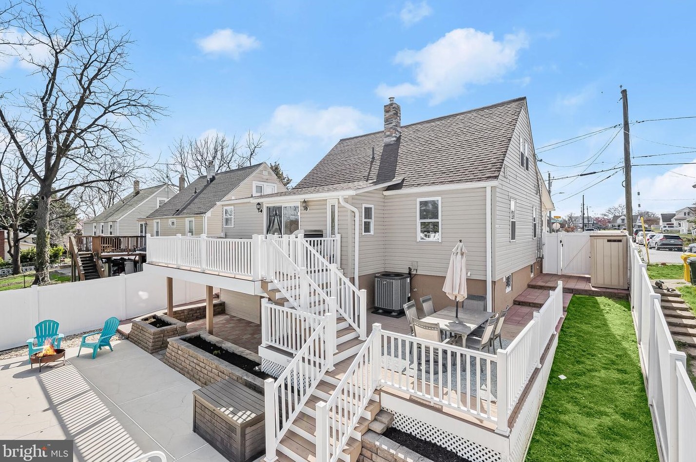 5609 Patrick Henry Dr, Baltimore MD  21225-3115 exterior