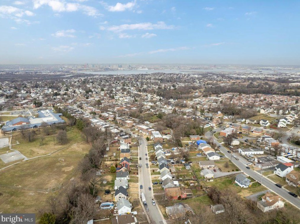 5518 Moore St, Baltimore, MD 21225-3530