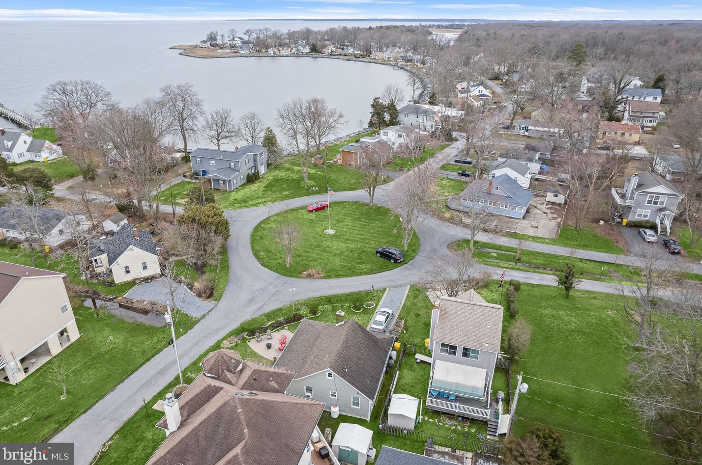 1554 Columbia Dr, Shady Side, MD 20764