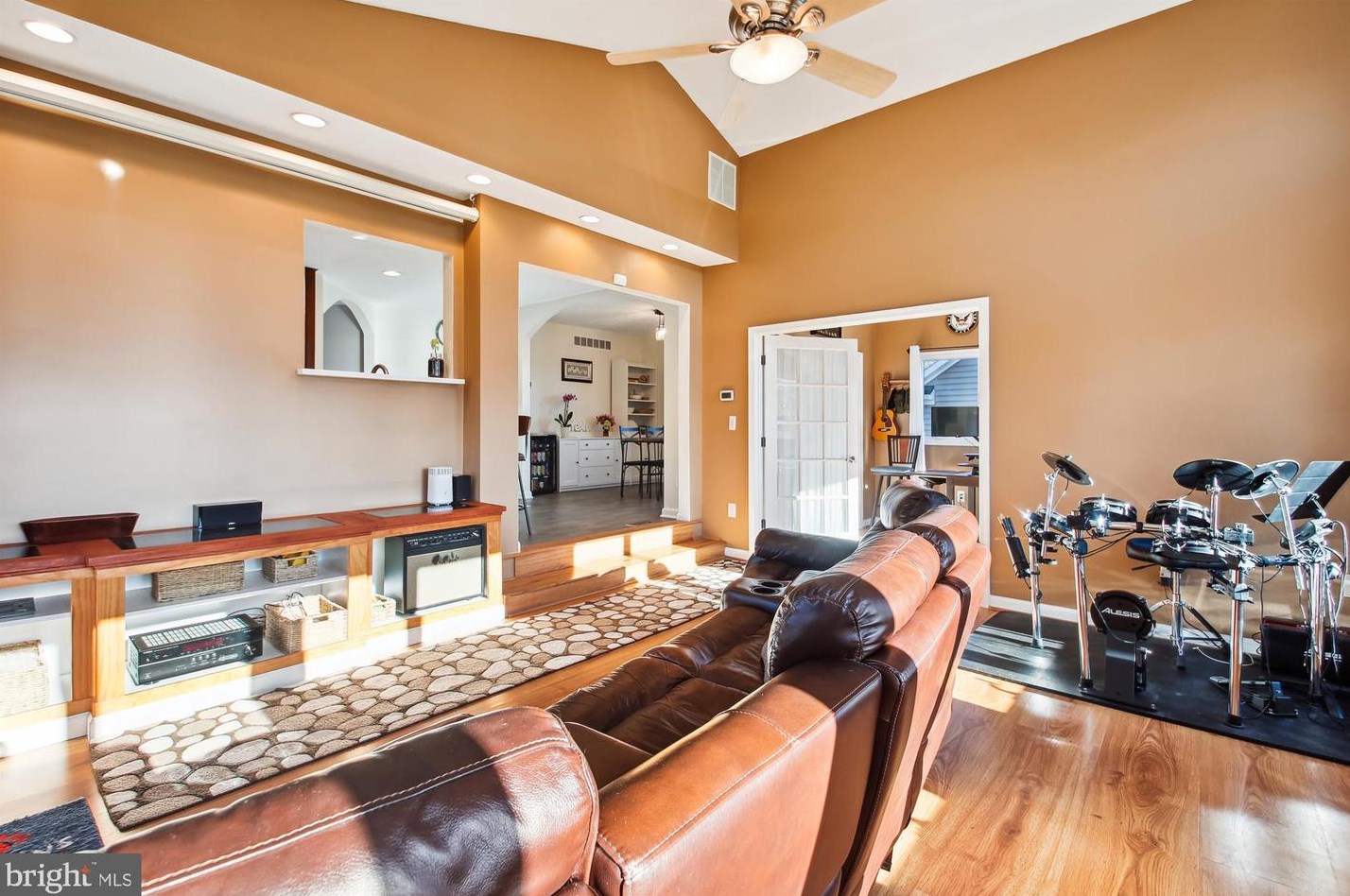 3670 7th Ave, Edgewater MD  21037-3516 exterior