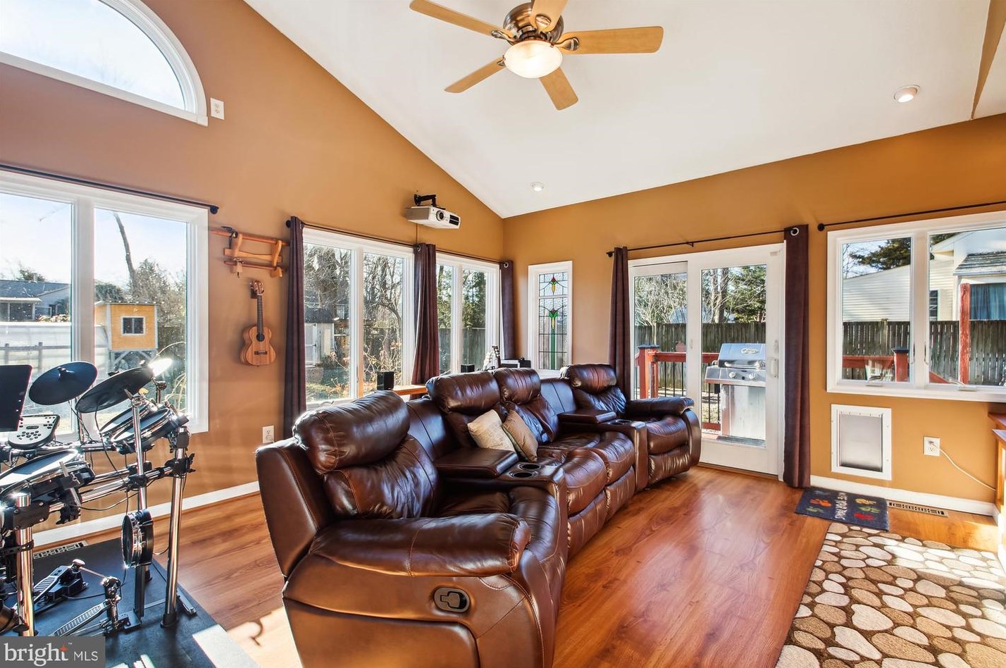 3670 7th Ave, Edgewater MD  21037-3516 exterior