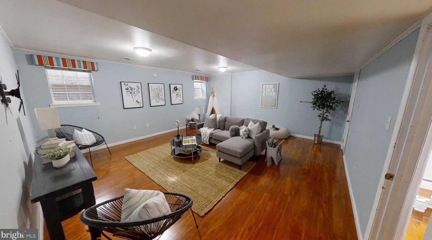 1686 Albermarle Dr, Crofton MD 21114-2015 exterior