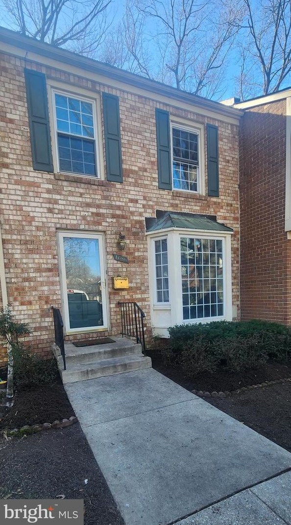 1686 Albermarle Dr, Crofton MD 21114-2015 exterior