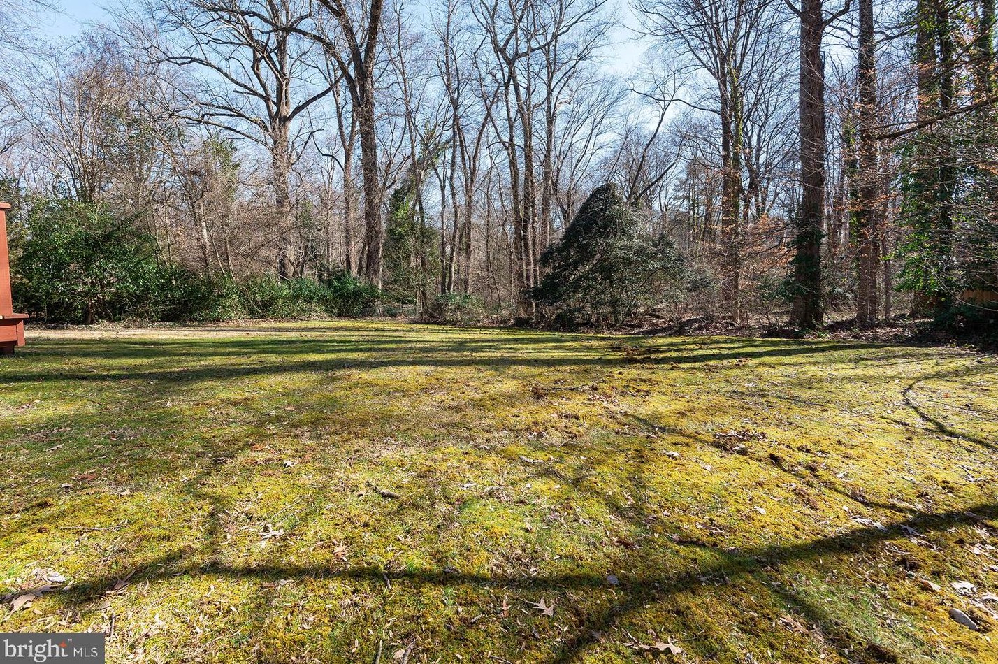 1608 Farnborn St, Crofton MD  21114-1518 exterior