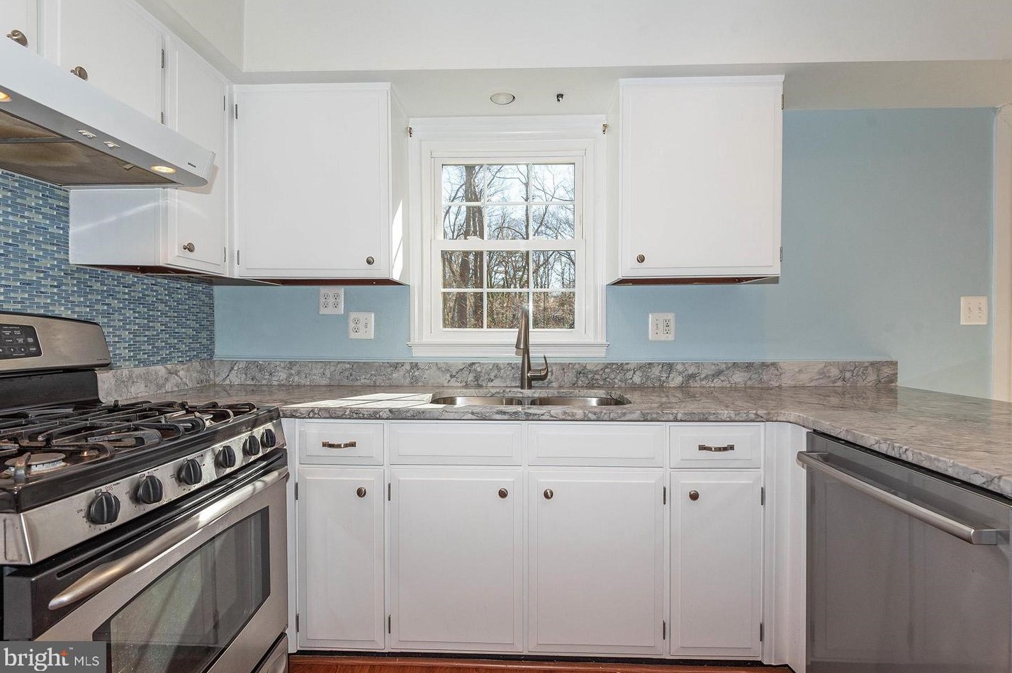 1608 Farnborn St, Crofton MD  21114-1518 exterior