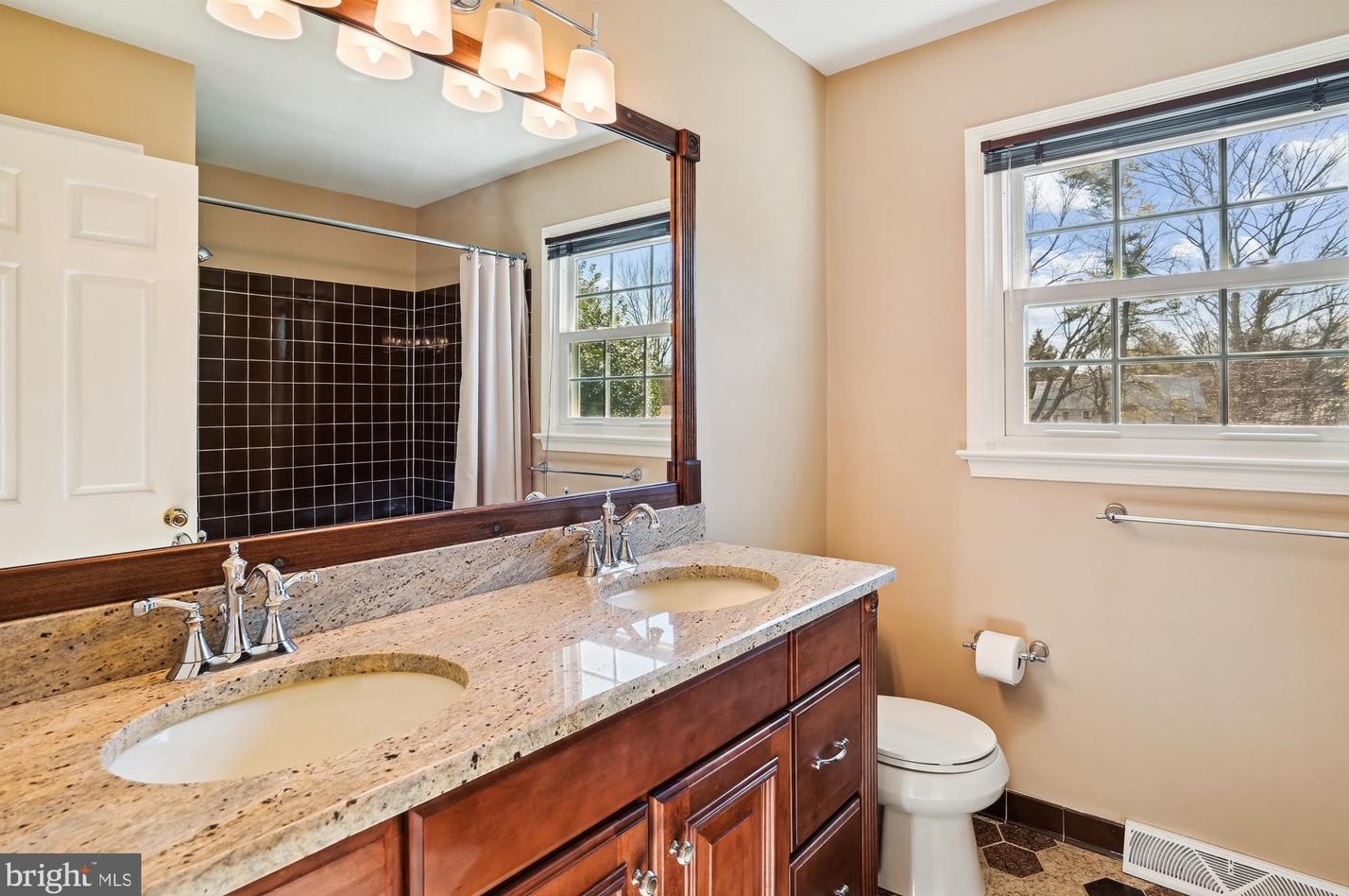 144 Cardamon Dr, Edgewater MD  21037-1126 exterior