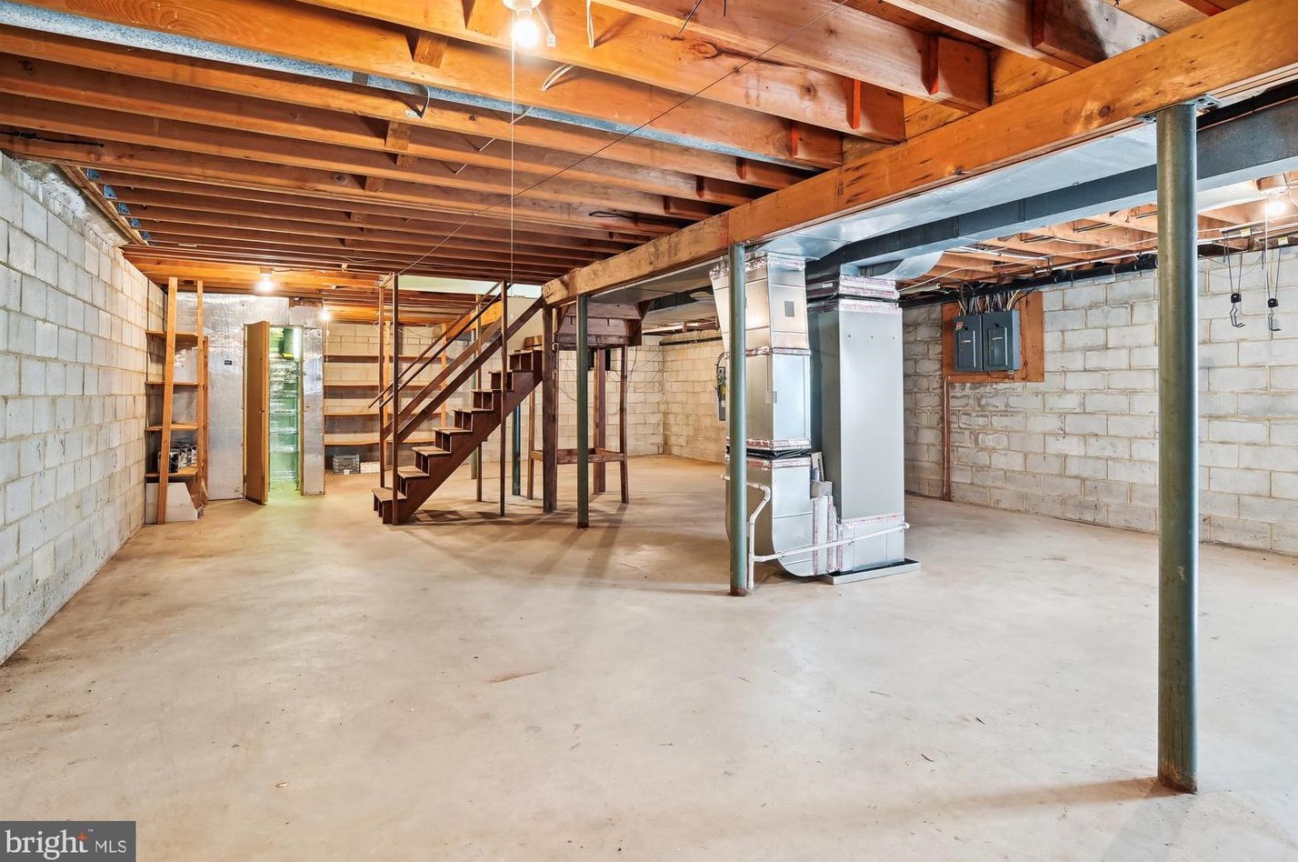 144 Cardamon Dr, Edgewater MD  21037-1126 exterior