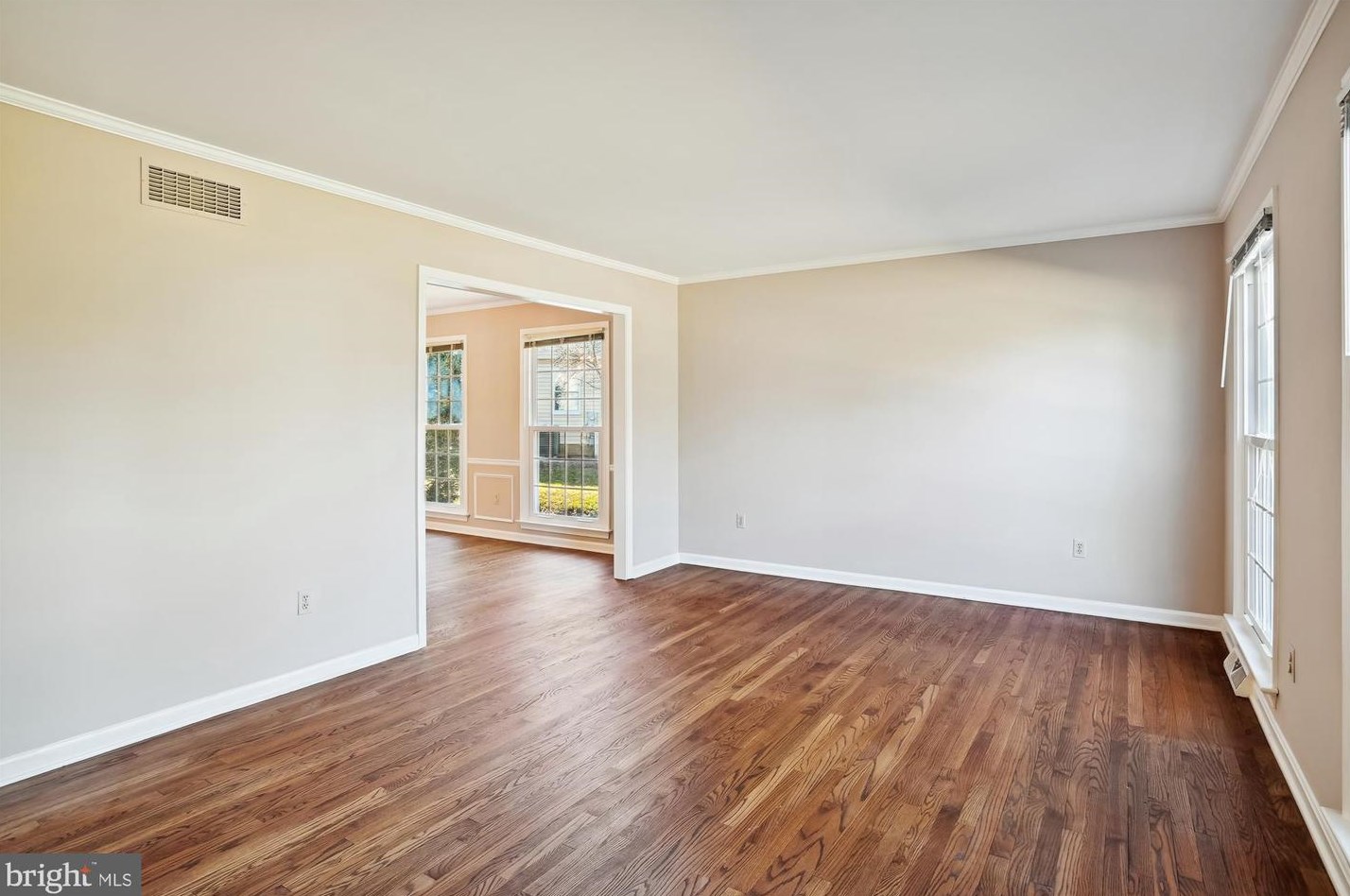 144 Cardamon Dr, Edgewater MD  21037-1126 exterior