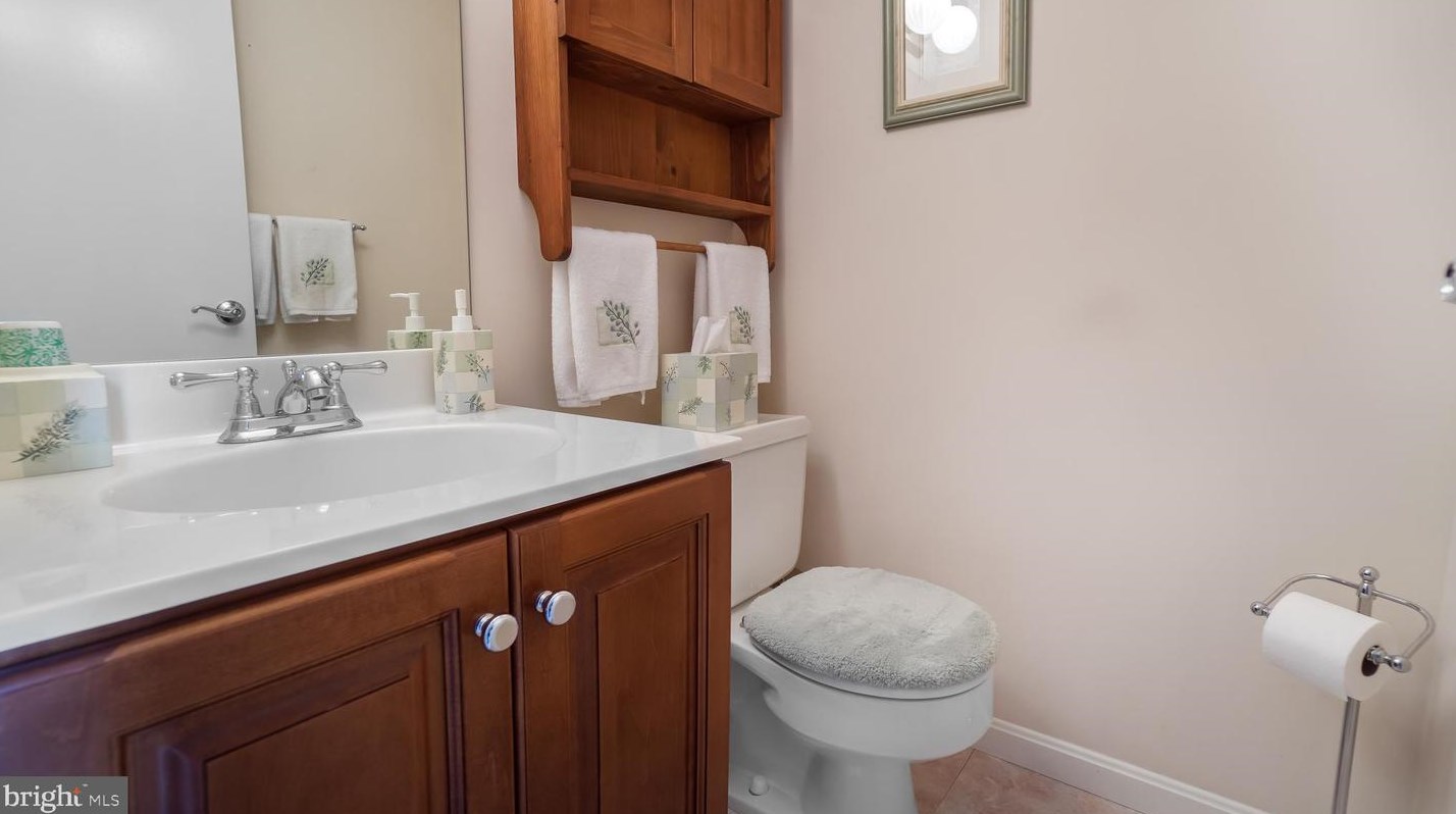 1864 Sharwood Pl, Crofton MD 21114-1950 exterior