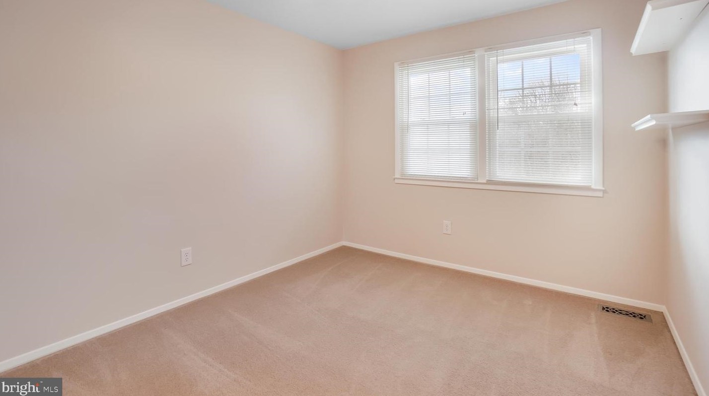 1864 Sharwood Pl, Crofton MD 21114-1950 exterior