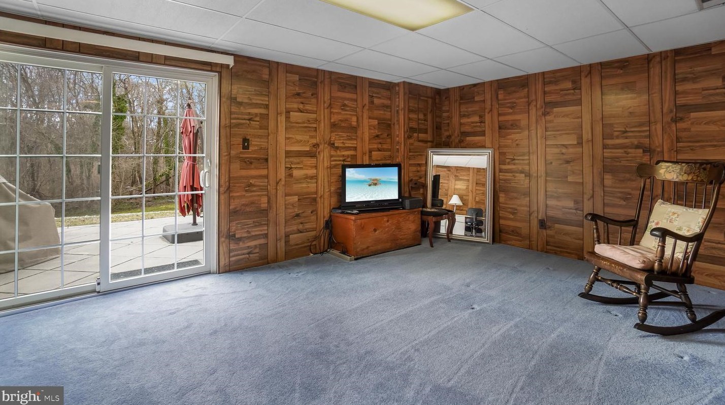 1864 Sharwood Pl, Crofton MD 21114-1950 exterior