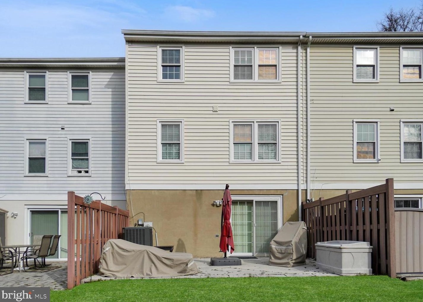 1864 Sharwood Pl, Crofton MD 21114-1950 exterior