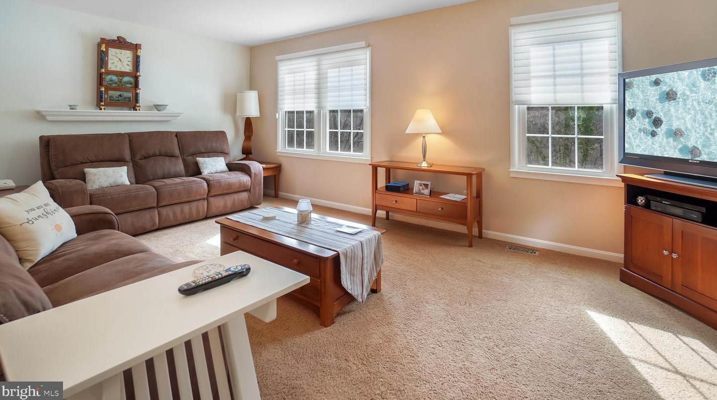 1864 Sharwood Pl, Crofton MD 21114-1950 exterior